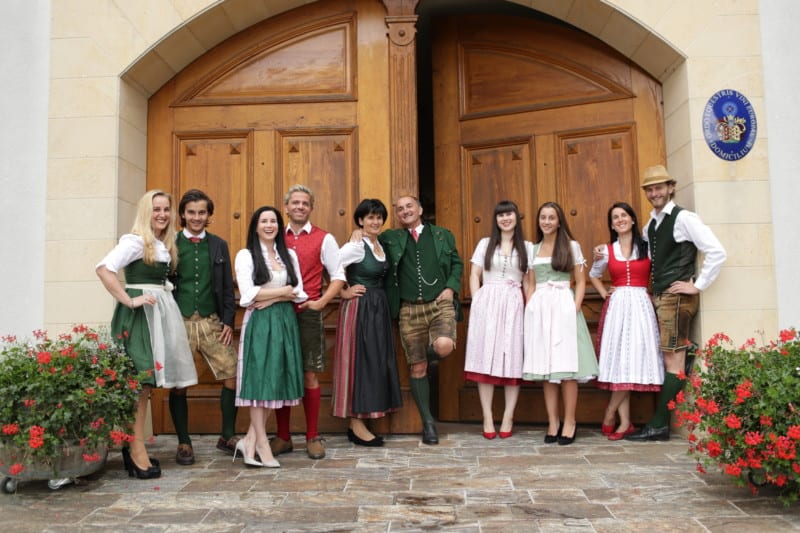 Gastgeber im Weinschloss Koarl Thaller