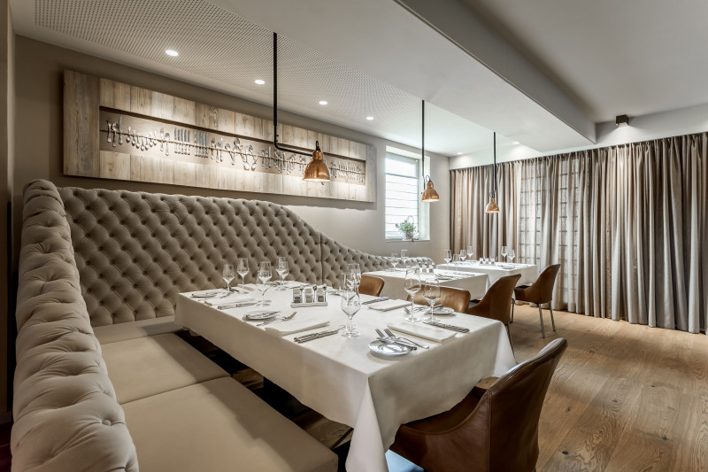 Gedeckter Tisch in gepflegter Atmosphäre im Gasthaus Haberl