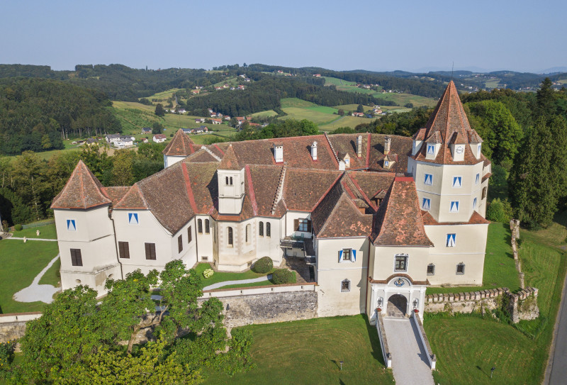 Barockschloss Schloss Kornberg im Vulkanland Steiermark