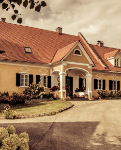 Foto Weingut HERRENHOF LAMPRECHT